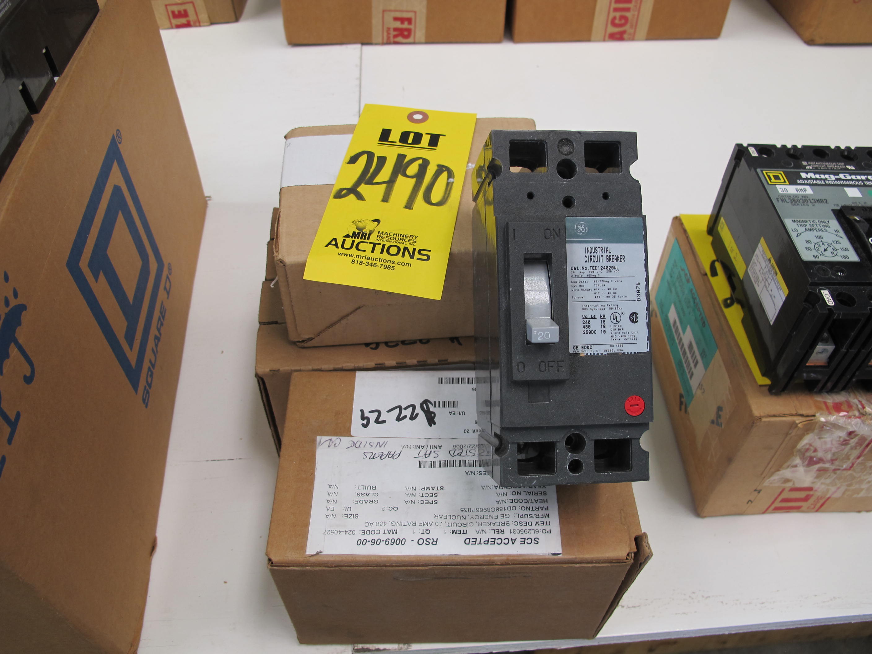 LOT (4) BREAKERS, CIRCUIT TYPE, 20 AMP RATING, 480 AC, 250 DC VOLT RATING, 2 POLE, THERMAL MAGNETIC KIND. 10KA INTERRUPTING CURRENT AT 250VDC, UL LISTED, MOLDED CASE CONSTRUCTION. CURVE# GES-6113C. PART # DD188C8966P035 (W-44) LOADING & HANDLING FEE $5-